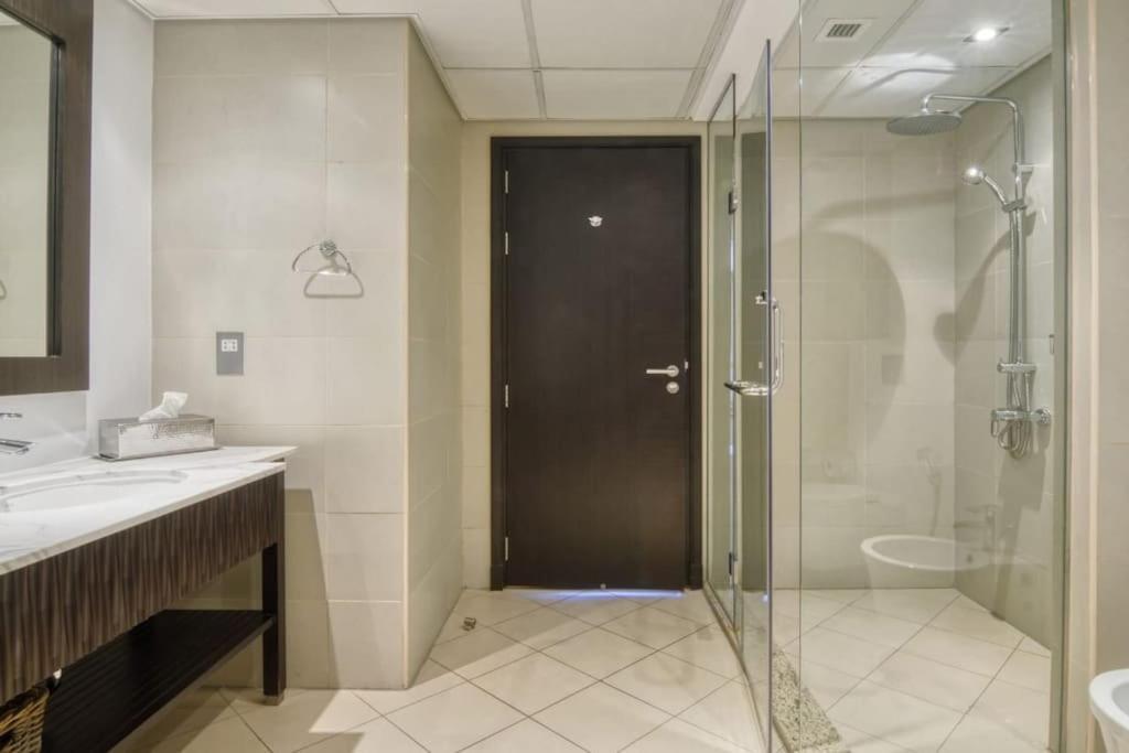 Marvelous Private Beach Apartment In Palm Dubai Within Anantara 5 Star Resort Zewnętrze zdjęcie